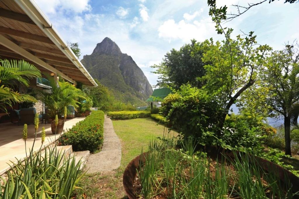 Authentic St, Lucian Experience At Prestigious 2-Bed Villa - Colibri Cottage Villa سوفريير المظهر الخارجي الصورة
